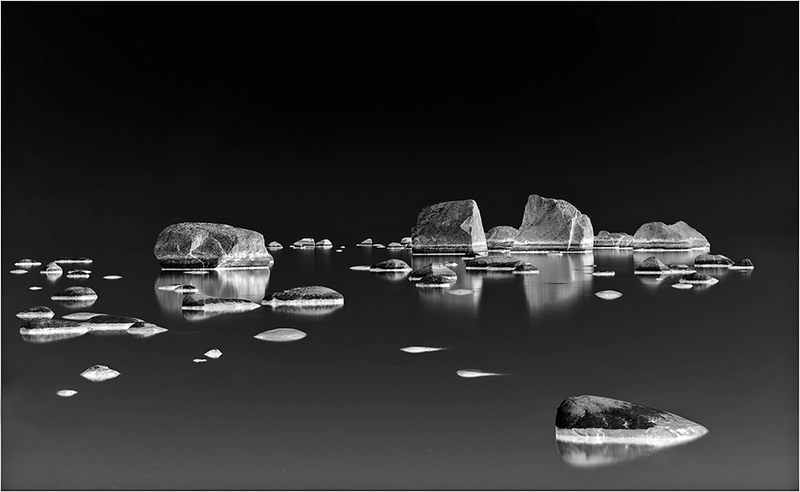 Illustration for article titled 26 Amazing Photographic Negatives